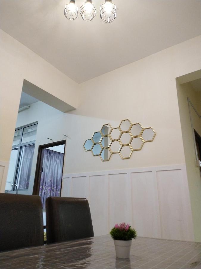 Homestay Kuala Terengganu Near Batu Burok, Hospital Hsnz, Ktcc Mall, Drawbridge A 외부 사진